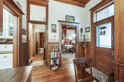 Tiny photo for 400 Madison Street, Lynchburg, VA 24504 (MLS # 364511)