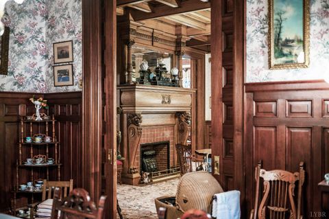 Tiny photo for 400 Madison Street, Lynchburg, VA 24504 (MLS # 364511)