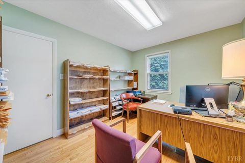 Tiny photo for 155 Laxton Road, Lynchburg, VA 24502 (MLS # 363239)