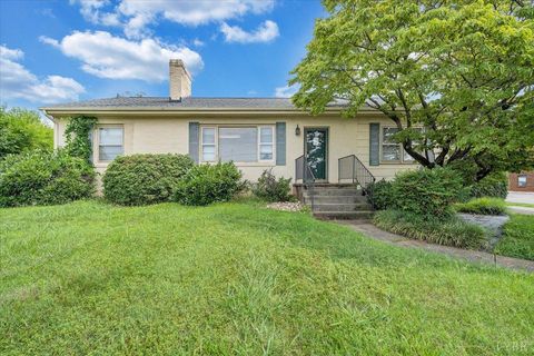 Tiny photo for 155 Laxton Road, Lynchburg, VA 24502 (MLS # 363239)