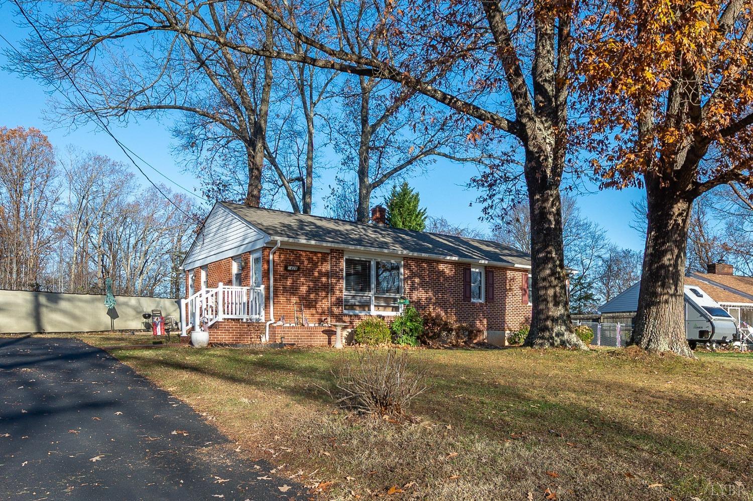 1428 Link Road, Bedford, Virginia image 1