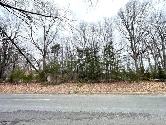 2 ROCKFORD SCHOOL, HURT, VA 24563 - Image 642007ffff2ce16bc2987d492a3ffec9/1245389220