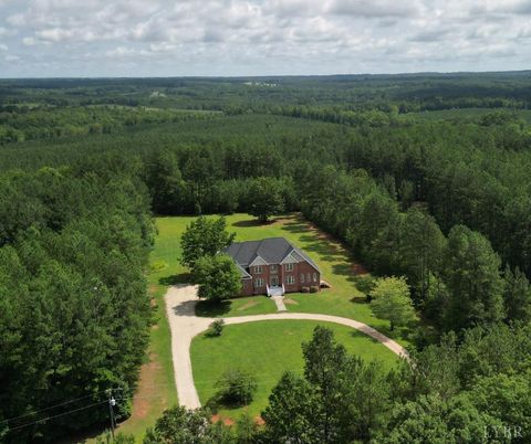 Photo of 1505 Chestnut Grove Road, Appomattox, VA 24522 (MLS # 360275) Photo of 1505 Chestnut Grove Road, Appomattox, VA 24522 (MLS # 360275)