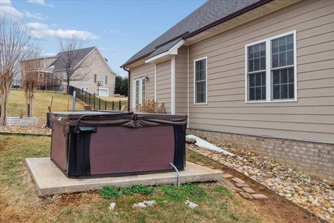 Tiny photo for 1111 Lejack Circle, Forest, VA 24551 (MLS # 364206)