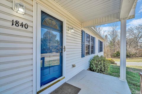 Tiny photo for 1840 Bluewater Drive, Moneta, VA 24121 (MLS # 365012)