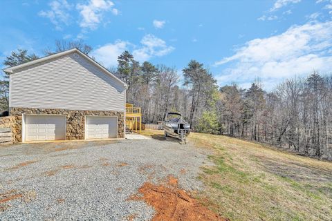 Tiny photo for 1840 Bluewater Drive, Moneta, VA 24121 (MLS # 365012)