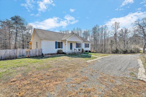 Tiny photo for 1840 Bluewater Drive, Moneta, VA 24121 (MLS # 365012)