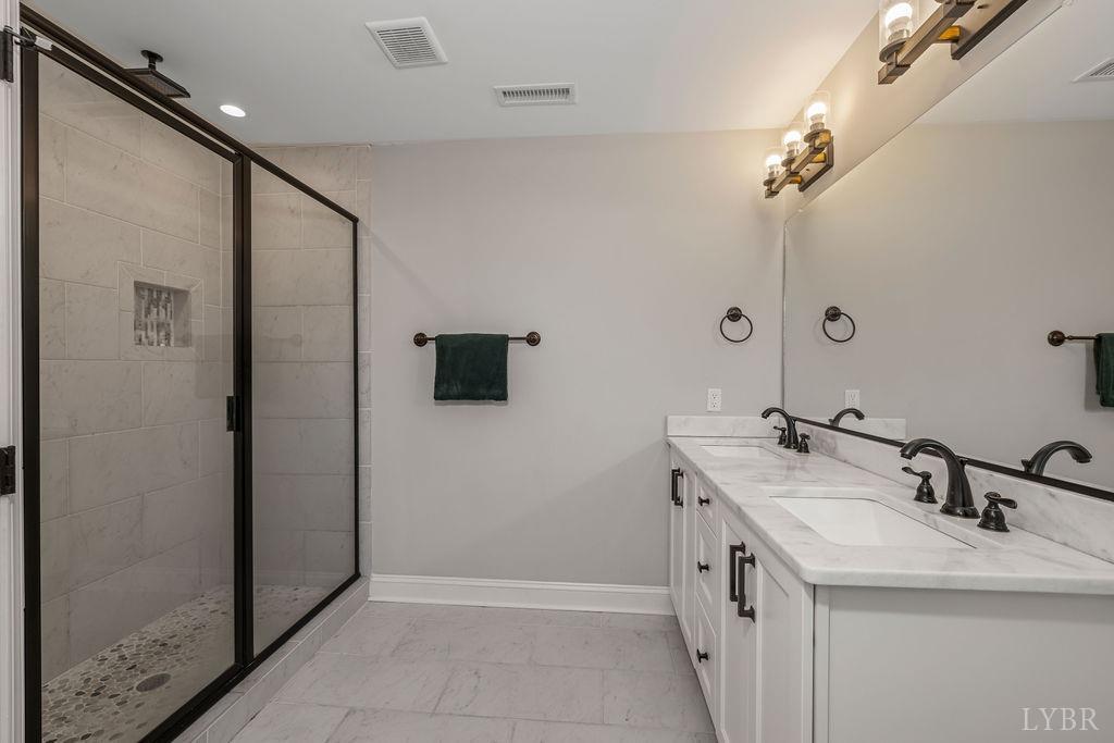 1055 Tori Court, Forest, Virginia image 27