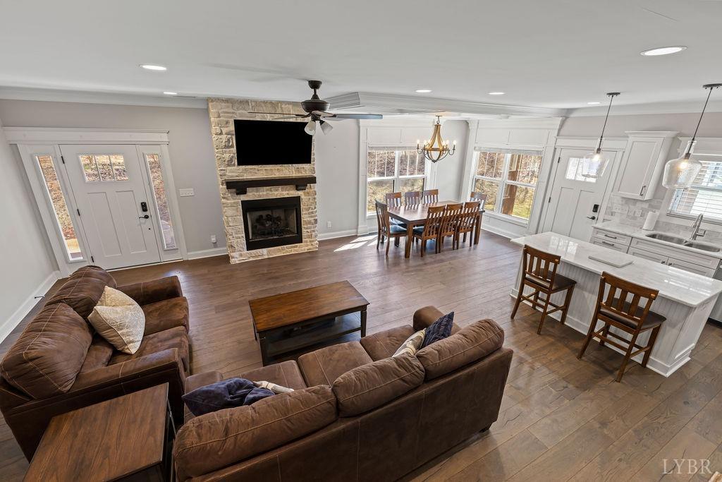 1055 Tori Court, Forest, Virginia image 18