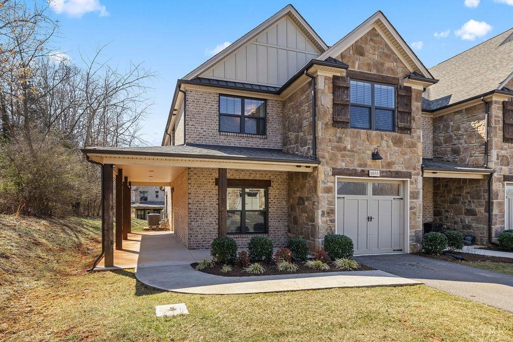 1055 Tori Court, Forest, Virginia image 2