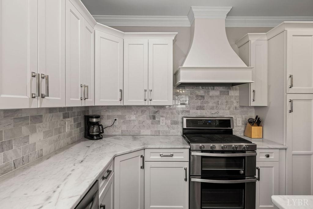1055 Tori Court, Forest, Virginia image 10