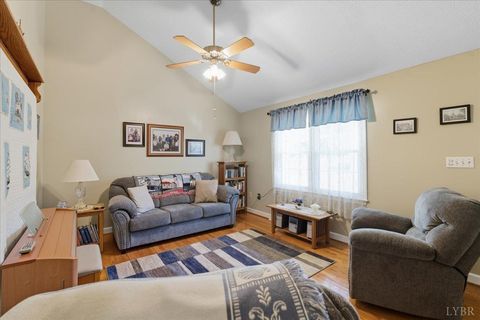 Tiny photo for 2121 Sunburst Road, Evington, VA 24550 (MLS # 362466)