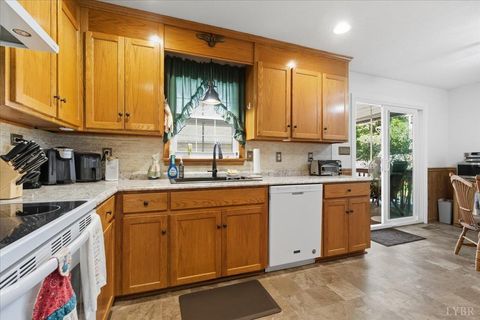 Tiny photo for 2121 Sunburst Road, Evington, VA 24550 (MLS # 362466)
