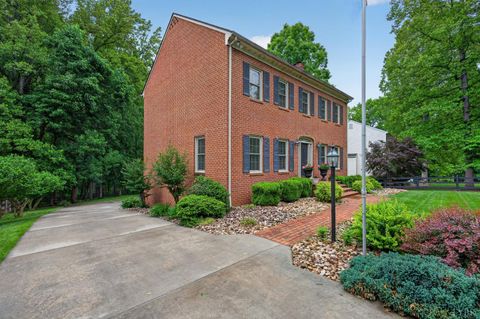 Tiny photo for 1334 Boonsboro Place, Lynchburg, VA 24503 (MLS # 366196)
