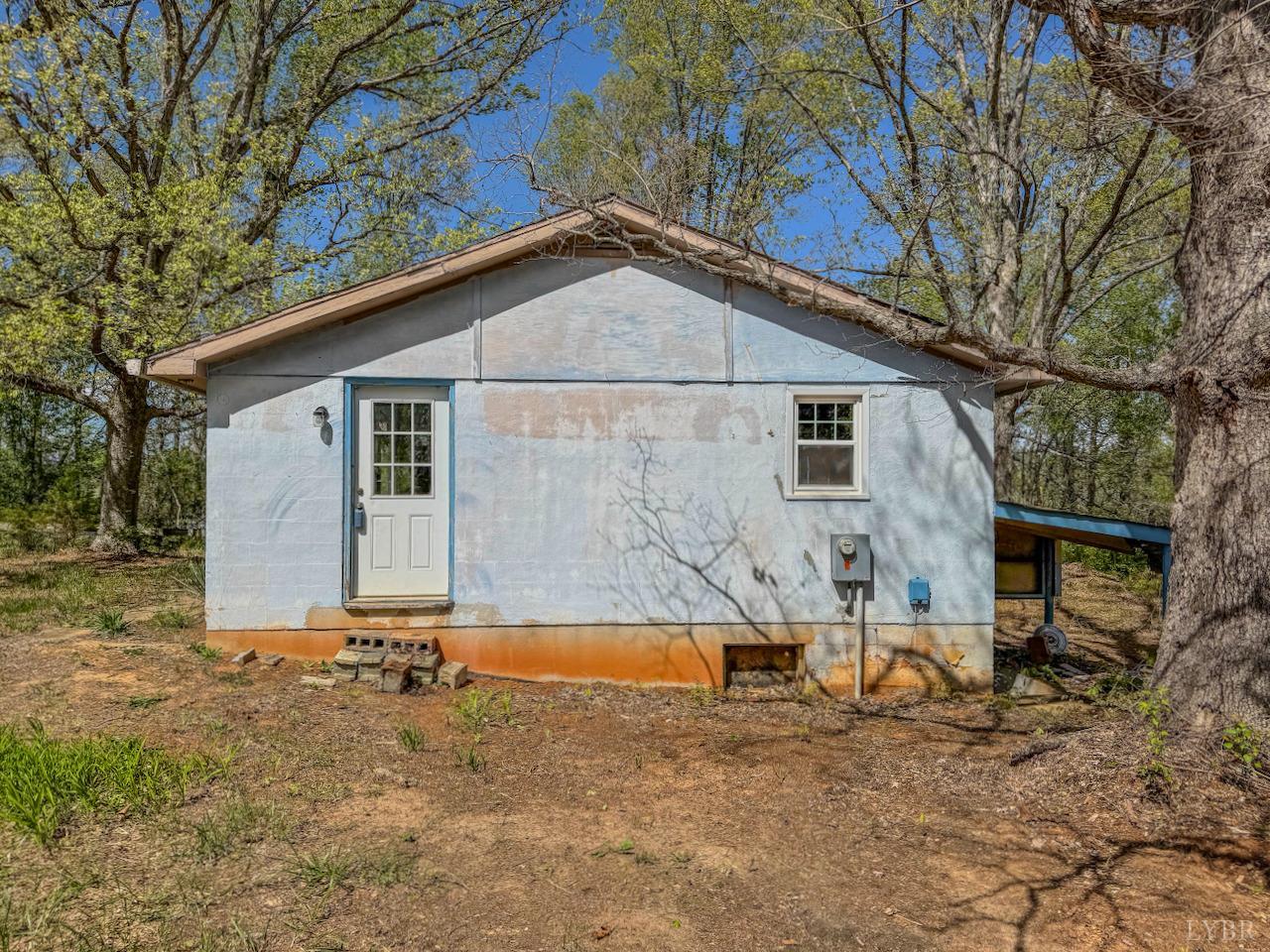 684 East Ferry Road, Gladys, Virginia image 7