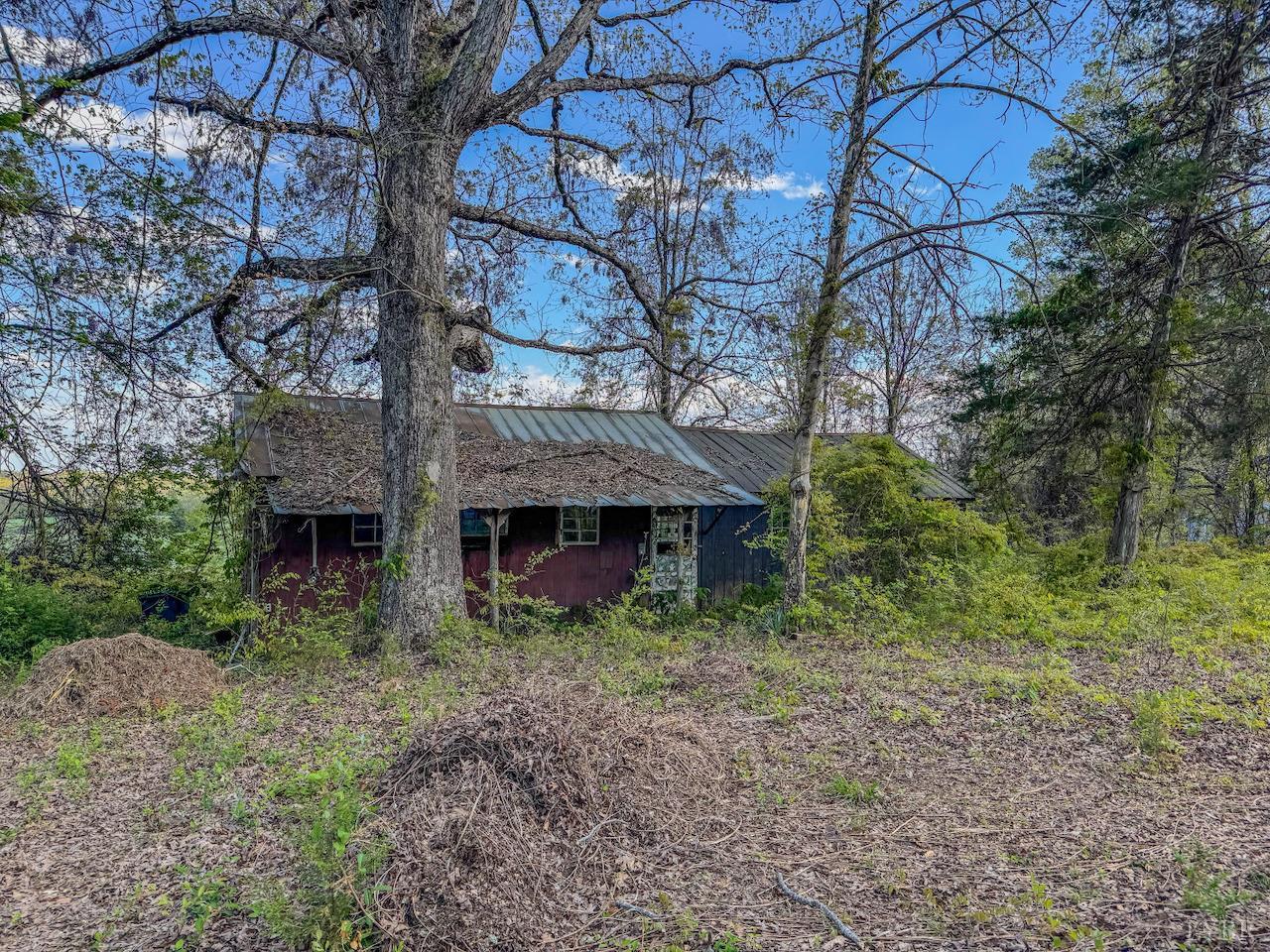 684 East Ferry Road, Gladys, Virginia image 6
