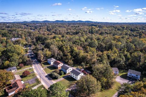Tiny photo for 2315 Old Forest Road, Lynchburg, VA 24501 (MLS # 362549)