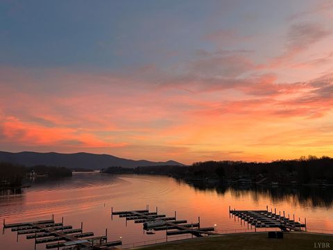 Tiny photo for 1245 Graves Harbor Trail #238, Huddleston, VA 24504 (MLS # 364828)