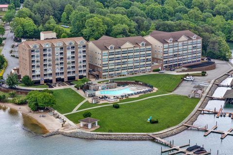 Tiny photo for 1245 Graves Harbor Trail #238, Huddleston, VA 24504 (MLS # 364828)