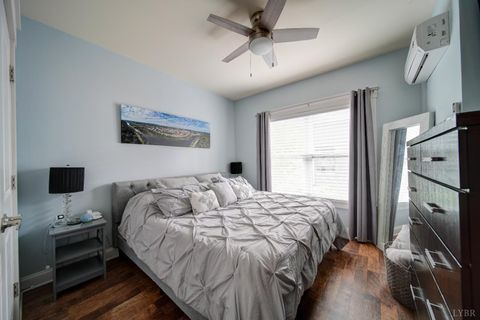 Tiny photo for 51 11th Street #16, Lynchburg, VA 24504 (MLS # 362071)