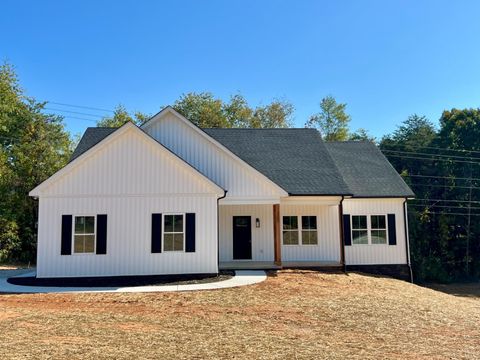 Tiny photo for 112 Graham Creek Road, Madison Heights, VA 24572 (MLS # 364361)