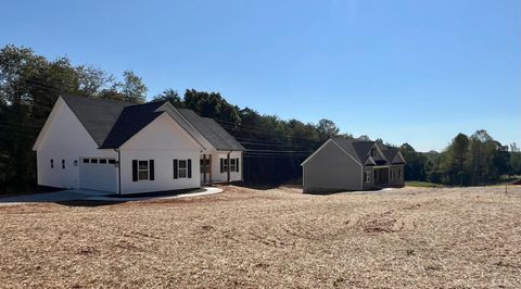 Tiny photo for 112 Graham Creek Road, Madison Heights, VA 24572 (MLS # 364361)