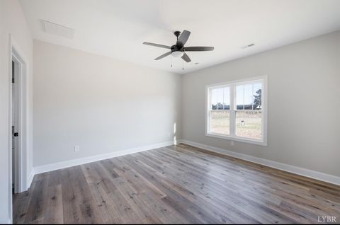 Tiny photo for 10510 Leesville Road, Lynch Station, VA 24571 (MLS # 362116)