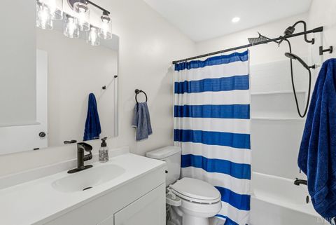 Tiny photo for 46 Kitty Hawk Sq, Lynchburg, VA 24502 (MLS # 366084)