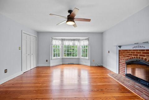 Tiny photo for 327 Hans Hill Drive, Madison Heights, VA 24572 (MLS # 362405)