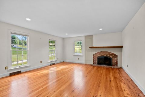 Tiny photo for 327 Hans Hill Drive, Madison Heights, VA 24572 (MLS # 362405)