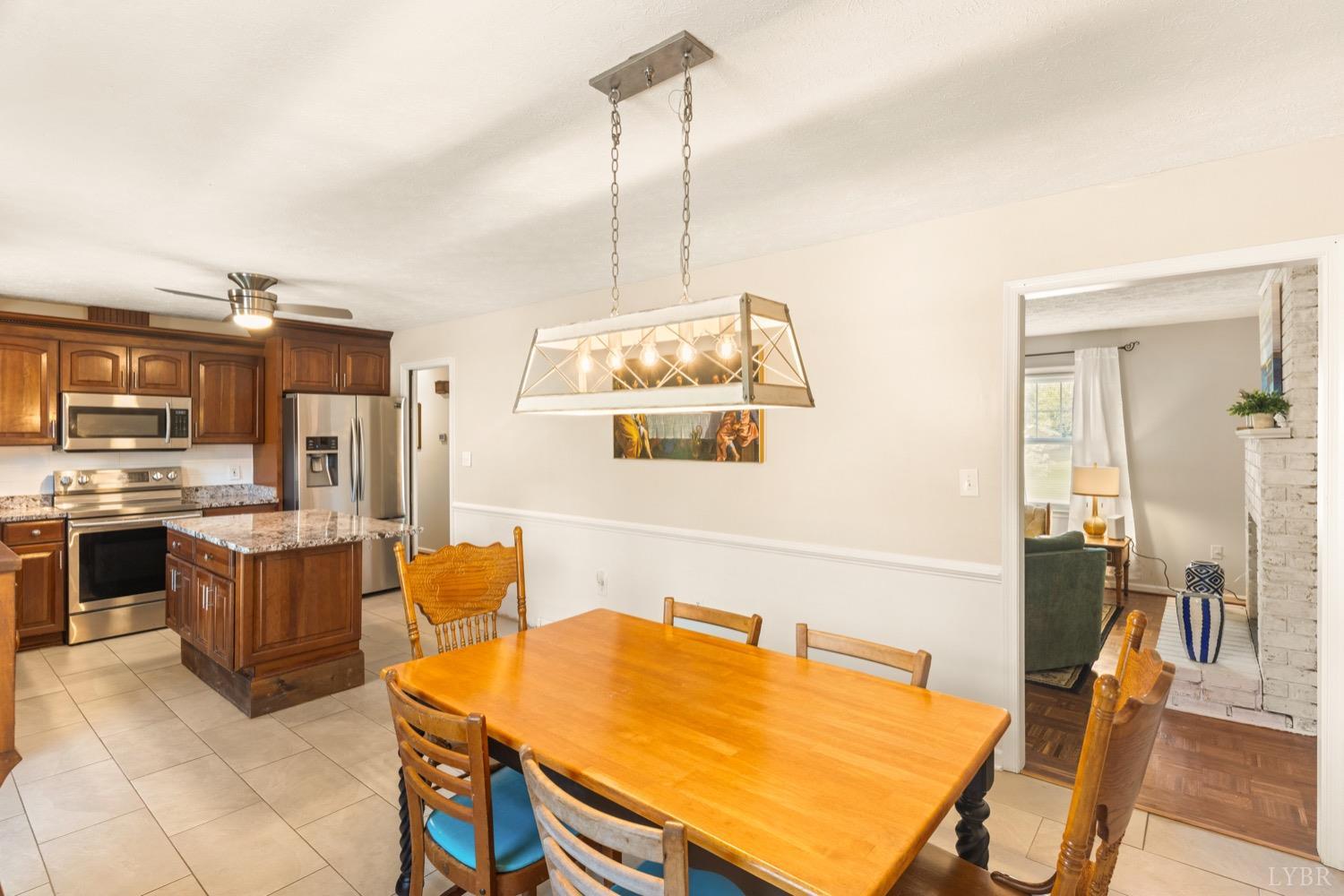 119 Stonehouse Drive, Lynchburg, Virginia image 7