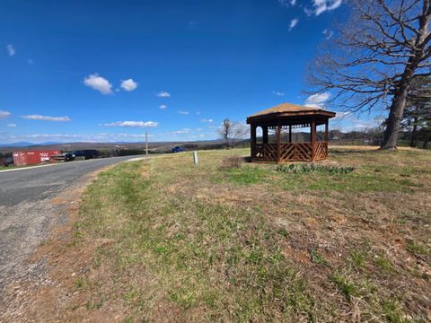 Tiny photo for 0 Skyline Road, Appomattox, VA 24522 (MLS # 365531)