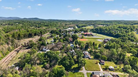 Tiny photo for 151 Brooks Street, Monroe, VA 24574 (MLS # 366508)