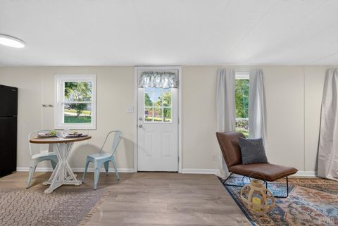 Tiny photo for 151 Brooks Street, Monroe, VA 24574 (MLS # 366508)