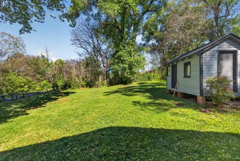 Tiny photo for 151 Brooks Street, Monroe, VA 24574 (MLS # 366508)