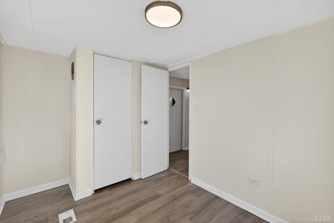 Tiny photo for 151 Brooks Street, Monroe, VA 24574 (MLS # 366508)