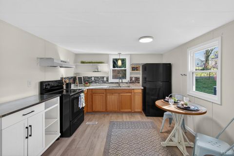 Tiny photo for 151 Brooks Street, Monroe, VA 24574 (MLS # 366508)