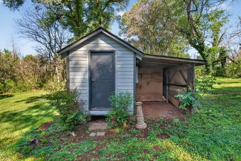 Tiny photo for 151 Brooks Street, Monroe, VA 24574 (MLS # 366508)