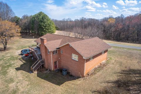 Tiny photo for 1188 Hopes Way, Bedford, VA 24523 (MLS # 364922)