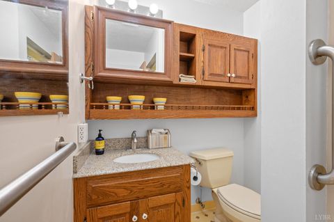 Tiny photo for 1188 Hopes Way, Bedford, VA 24523 (MLS # 364922)