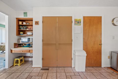 Tiny photo for 1188 Hopes Way, Bedford, VA 24523 (MLS # 364922)