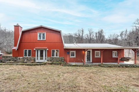 Photo of 506 Peters Hollow Rd, Monroe, VA 24574 (MLS # 364057)
