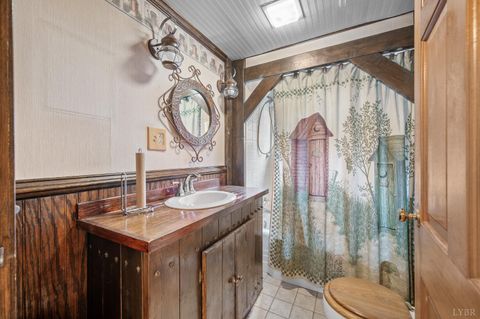 Tiny photo for 506 Peters Hollow Rd, Monroe, VA 24574 (MLS # 364057)