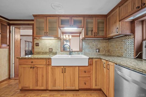 Tiny photo for 506 Peters Hollow Rd, Monroe, VA 24574 (MLS # 364057)