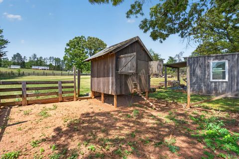 Tiny photo for 935 Turkey Mountain Rd. RD, Amherst, VA 24521 (MLS # 366369)