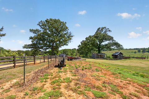 Tiny photo for 935 Turkey Mountain Rd. RD, Amherst, VA 24521 (MLS # 366369)