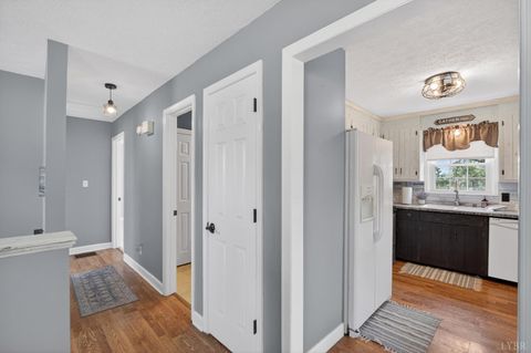 Tiny photo for 935 Turkey Mountain Rd. RD, Amherst, VA 24521 (MLS # 366369)