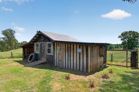 Tiny photo for 935 Turkey Mountain Rd. RD, Amherst, VA 24521 (MLS # 366369)