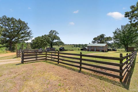 Tiny photo for 935 Turkey Mountain Rd. RD, Amherst, VA 24521 (MLS # 366369)