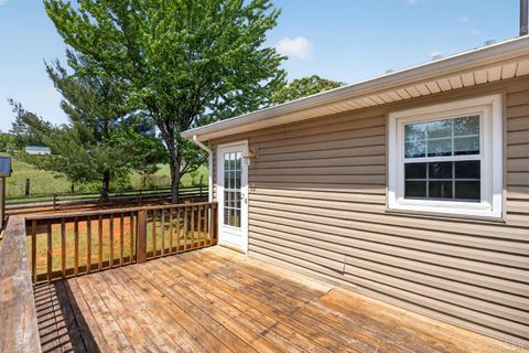 Tiny photo for 935 Turkey Mountain Rd. RD, Amherst, VA 24521 (MLS # 366369)